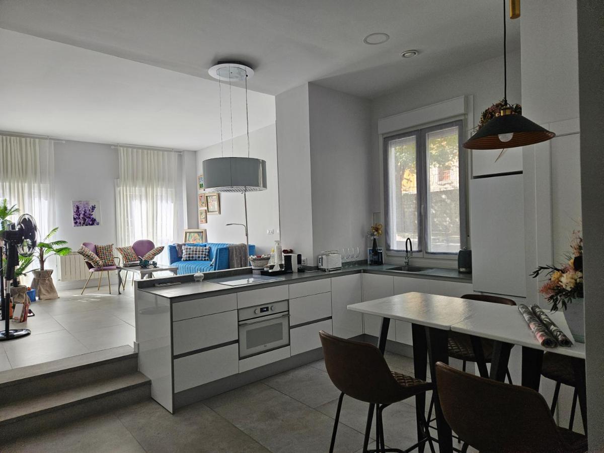 Loft17 Apartment Burgo Екстериор снимка